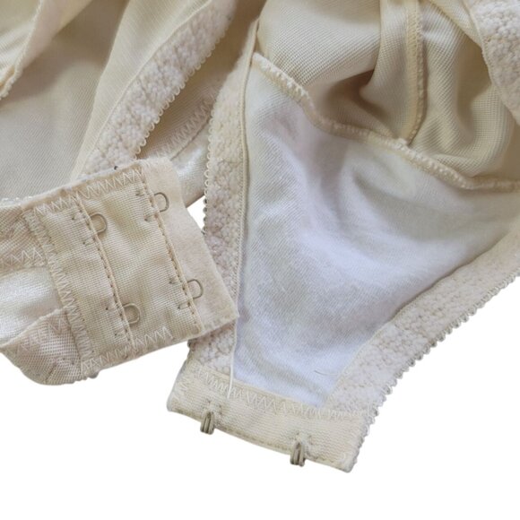 Lady Manhattan Girdle Tan 36D Shaper Adj Hook Eye Wirefree Style 5068 Vintage - Picture 6 of 8